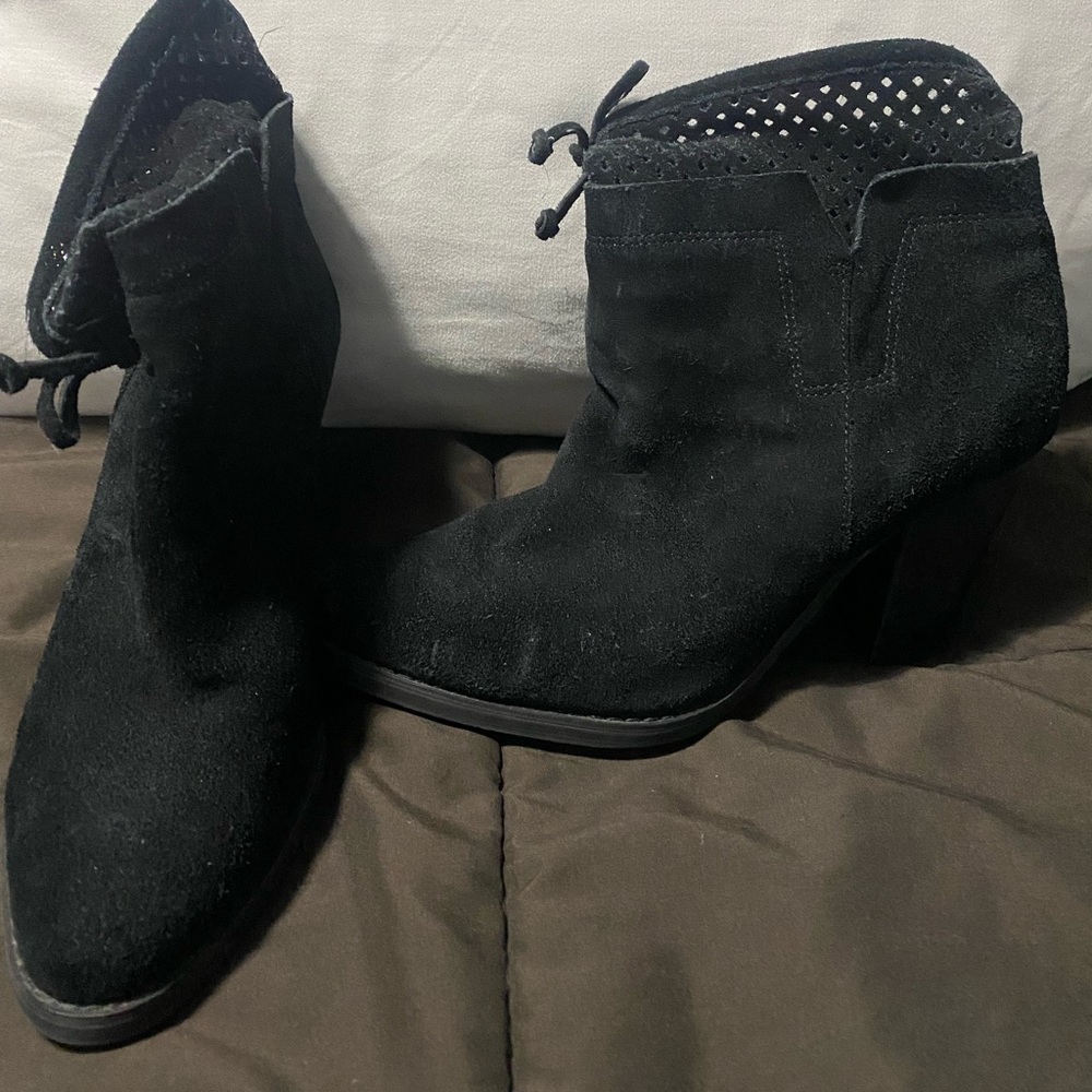 Black ankle booties